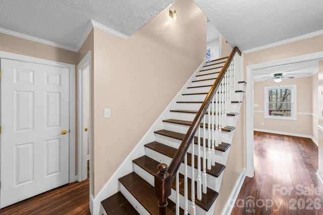 200 Maple Court, Lexington, NC 27295