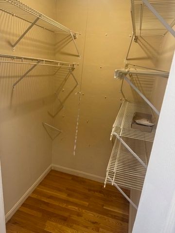 10 Crescent Dr 5, Andover, MA 01810