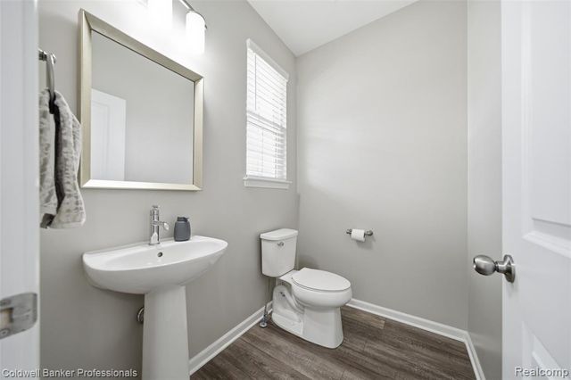 2461 Massoit Road, Royal Oak, MI 48073