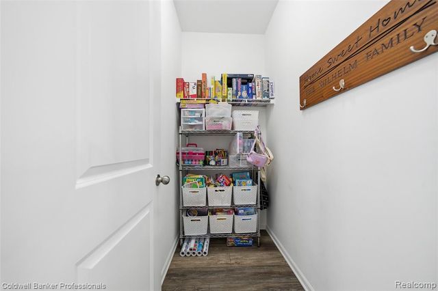 2461 Massoit Road, Royal Oak, MI 48073