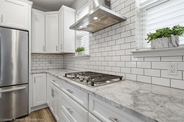 2461 Massoit Road, Royal Oak, MI 48073