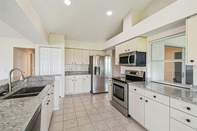 11147 BRAMBLELEAF WAY, Hudson, FL 34667