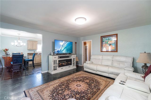 1562 W 31st Street, Long Beach, CA 90810