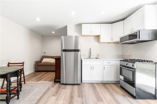 1562 W 31st Street, Long Beach, CA 90810