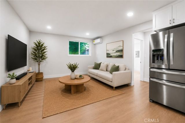1562 W 31st Street, Long Beach, CA 90810
