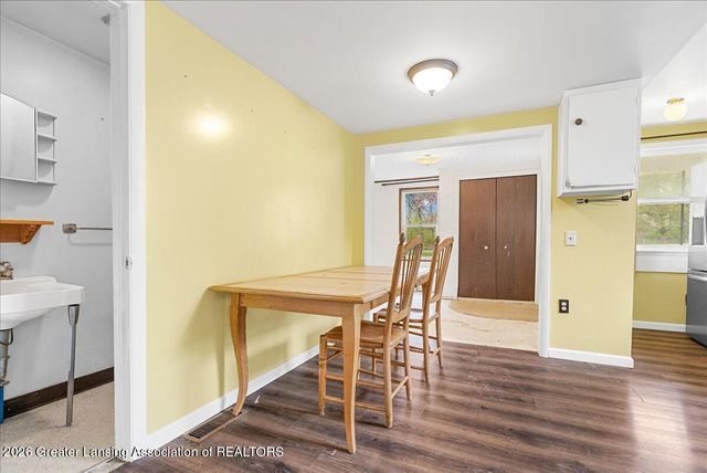 5662 E Clark Road, Bath, MI 48808