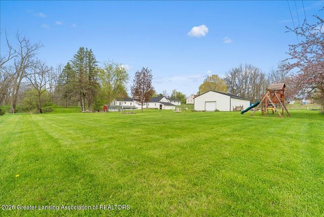 5662 E Clark Road, Bath, MI 48808