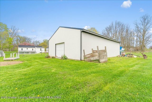 5662 E Clark Road, Bath, MI 48808