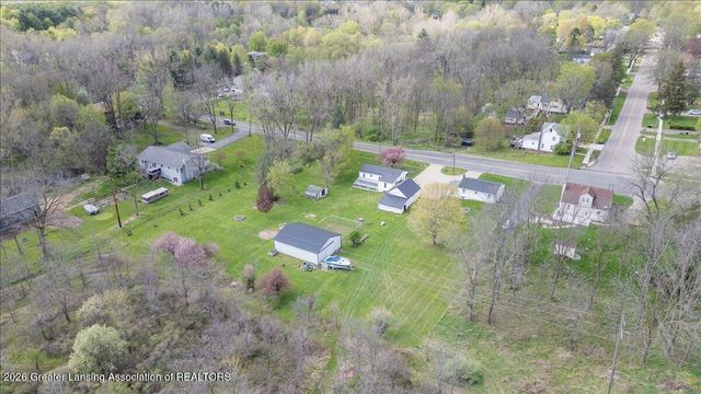 5662 E Clark Road, Bath, MI 48808