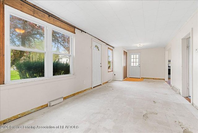 5662 E Clark Road, Bath, MI 48808