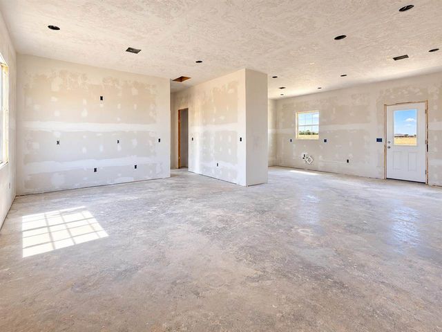 618 SW Applewood Ln, Lawton, OK 73505