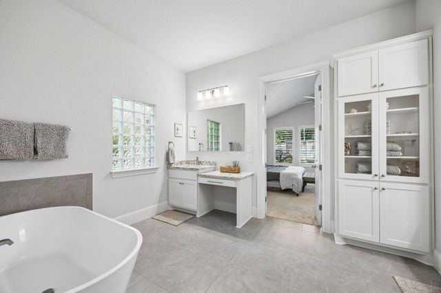 111 N Bimini Twist Circle, The Woodlands, TX 77375