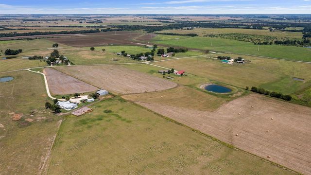 12473 County Road 440, Thorndale, TX 76577