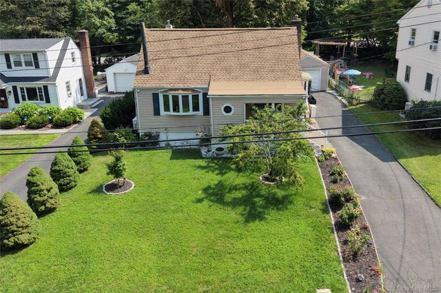 12 Saratoga Road, White Plains, NY 10607