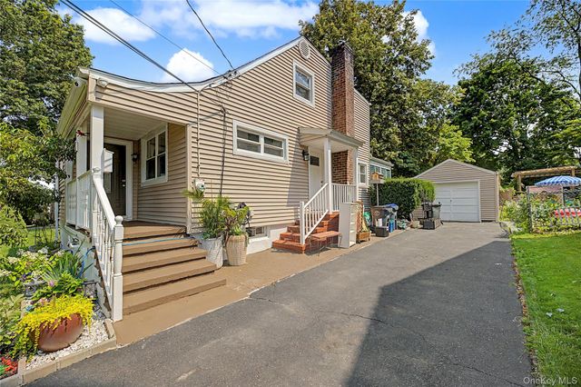 12 Saratoga Road, White Plains, NY 10607