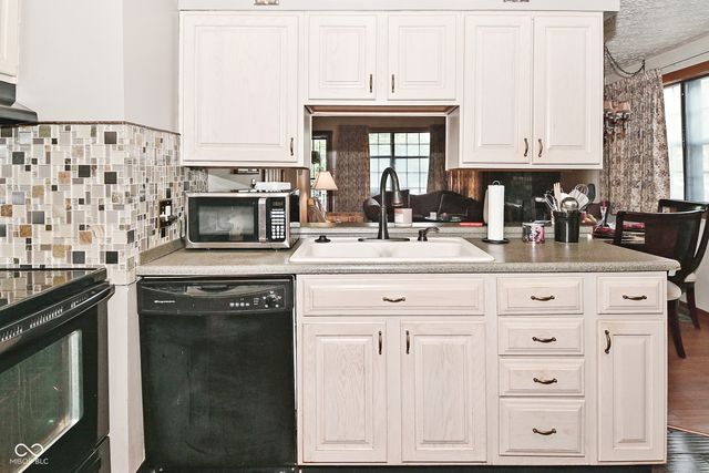 114 E 27th Street, Indianapolis, IN 46205