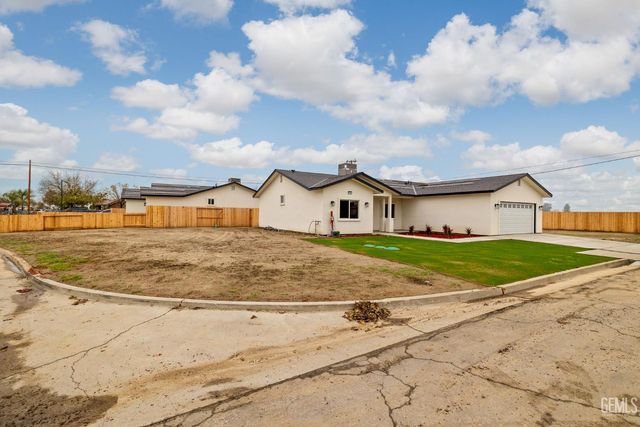 9502 Beam Street, Bakersfield, CA 93311