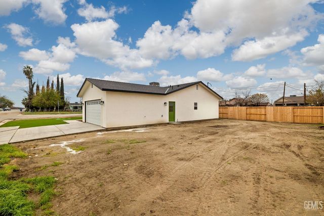 9502 Beam Street, Bakersfield, CA 93311