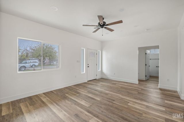 9502 Beam Street, Bakersfield, CA 93311