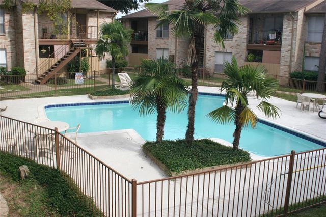 16303 Lyons School Road 304, Spring, TX 77379