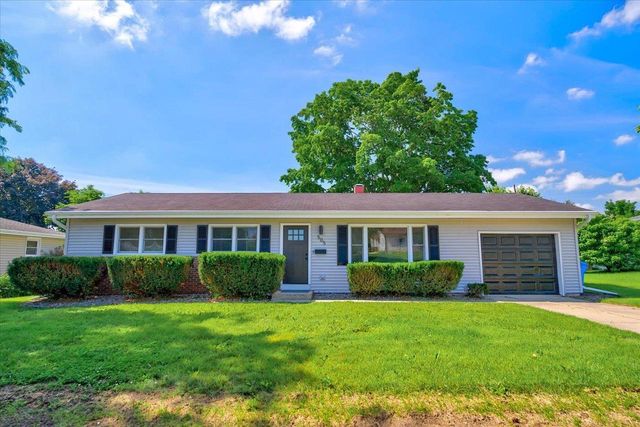 505 Mark Drive, Verona, WI 53593