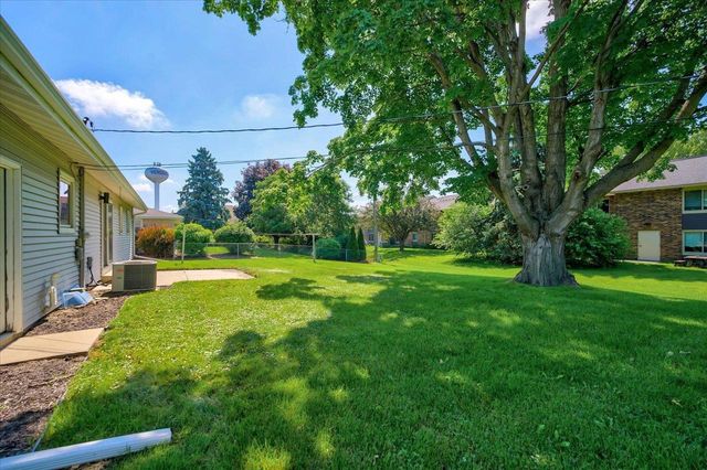 505 Mark Drive, Verona, WI 53593