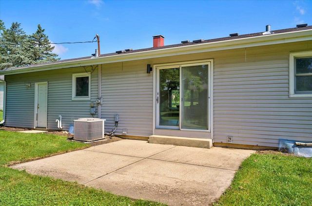 505 Mark Drive, Verona, WI 53593
