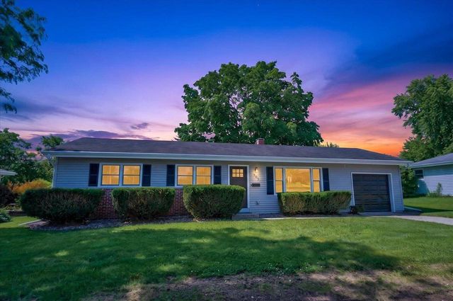 505 Mark Drive, Verona, WI 53593