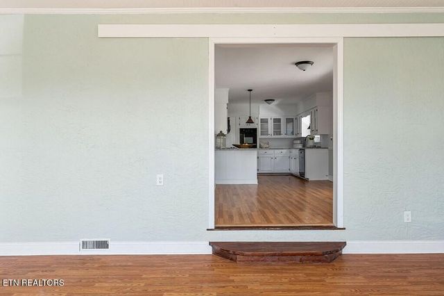 663 N Edgewood Drive, Sparta, TN 38583