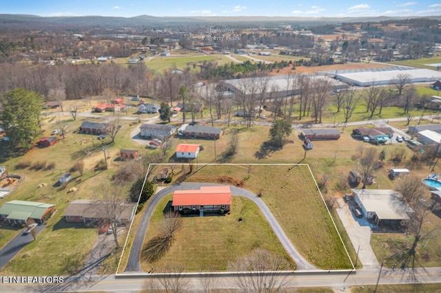 663 N Edgewood Drive, Sparta, TN 38583