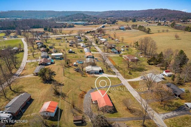 663 N Edgewood Drive, Sparta, TN 38583
