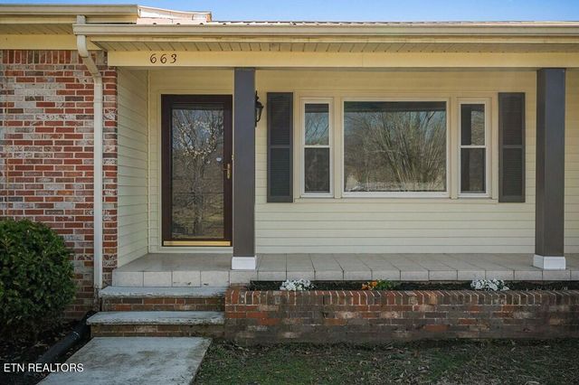 663 N Edgewood Drive, Sparta, TN 38583