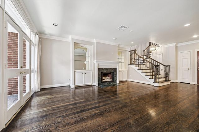 2732 Mid Lane, Houston, TX 77027