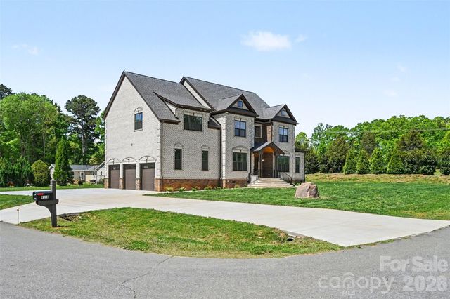 9110 Dylan Ridge Court, Concord, NC 28027