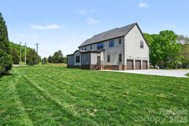 9110 Dylan Ridge Court, Concord, NC 28027
