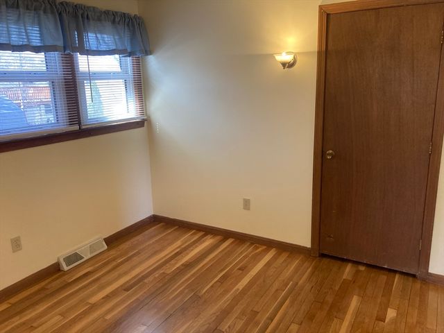 84 D St, Dracut, MA 01826