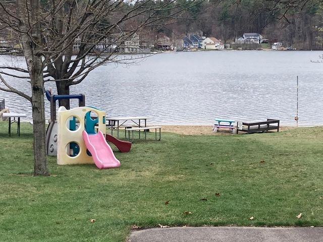 84 D St, Dracut, MA 01826