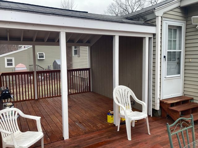 84 D St, Dracut, MA 01826