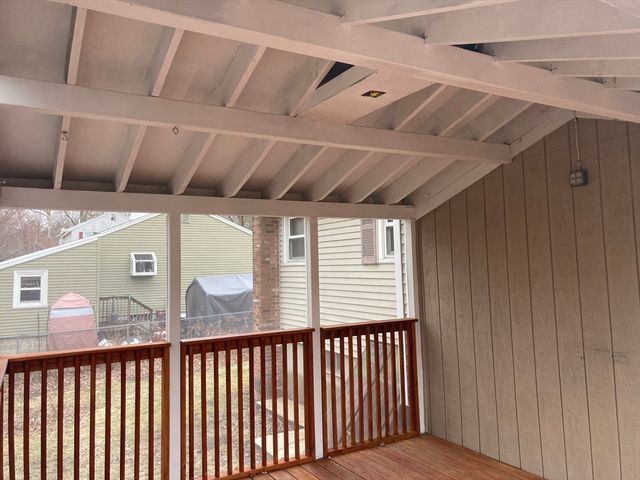 84 D St, Dracut, MA 01826