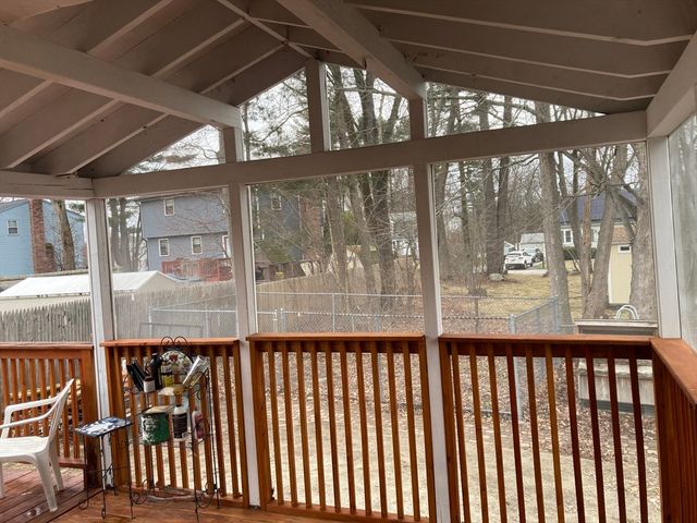 84 D St, Dracut, MA 01826