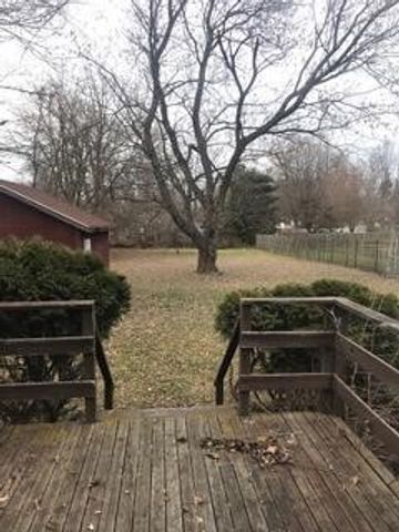 204 W Berry Avenue, Lansing, MI 48910