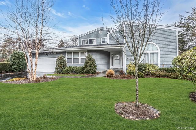 52 Hyde Court, Manhasset, NY 11030