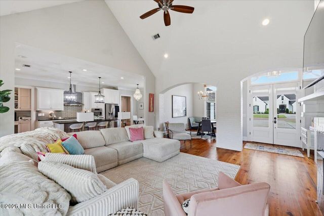 1009 Sapphire Crossing, Flowood, MS 39232