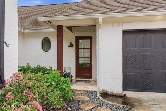 1009 Sapphire Crossing, Flowood, MS 39232