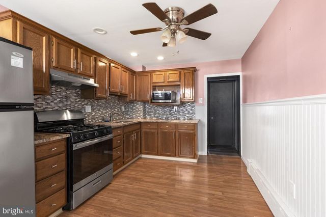 3218 E THOMPSON ST, Philadelphia, PA 19134