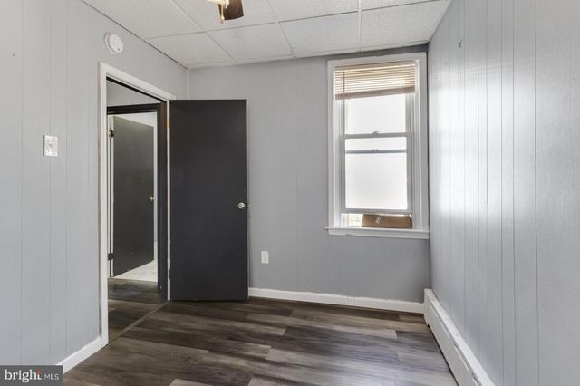 3218 E THOMPSON ST, Philadelphia, PA 19134