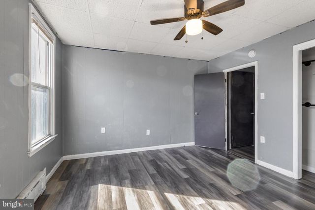 3218 E THOMPSON ST, Philadelphia, PA 19134
