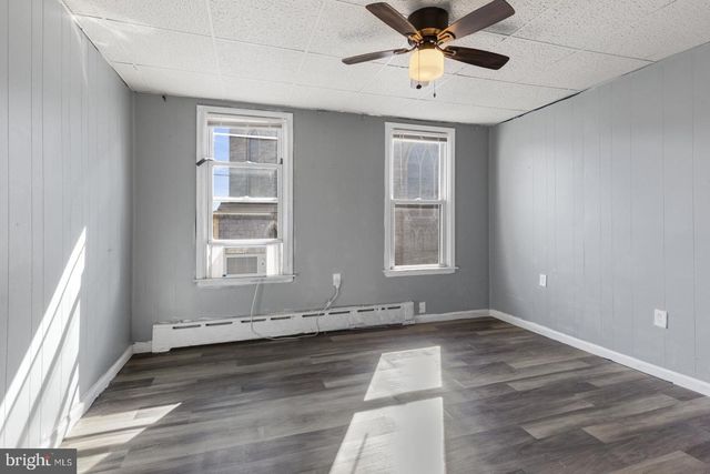 3218 E THOMPSON ST, Philadelphia, PA 19134