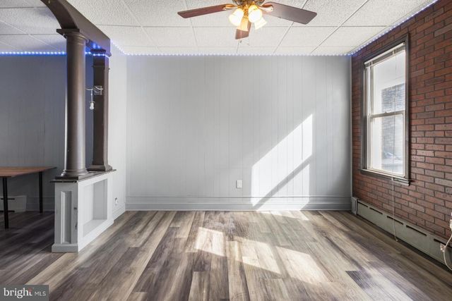 3218 E THOMPSON ST, Philadelphia, PA 19134