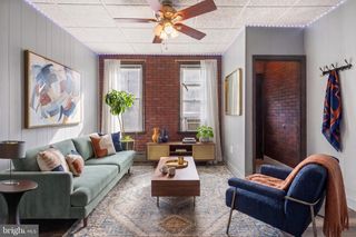 3218 E THOMPSON ST, Philadelphia, PA 19134